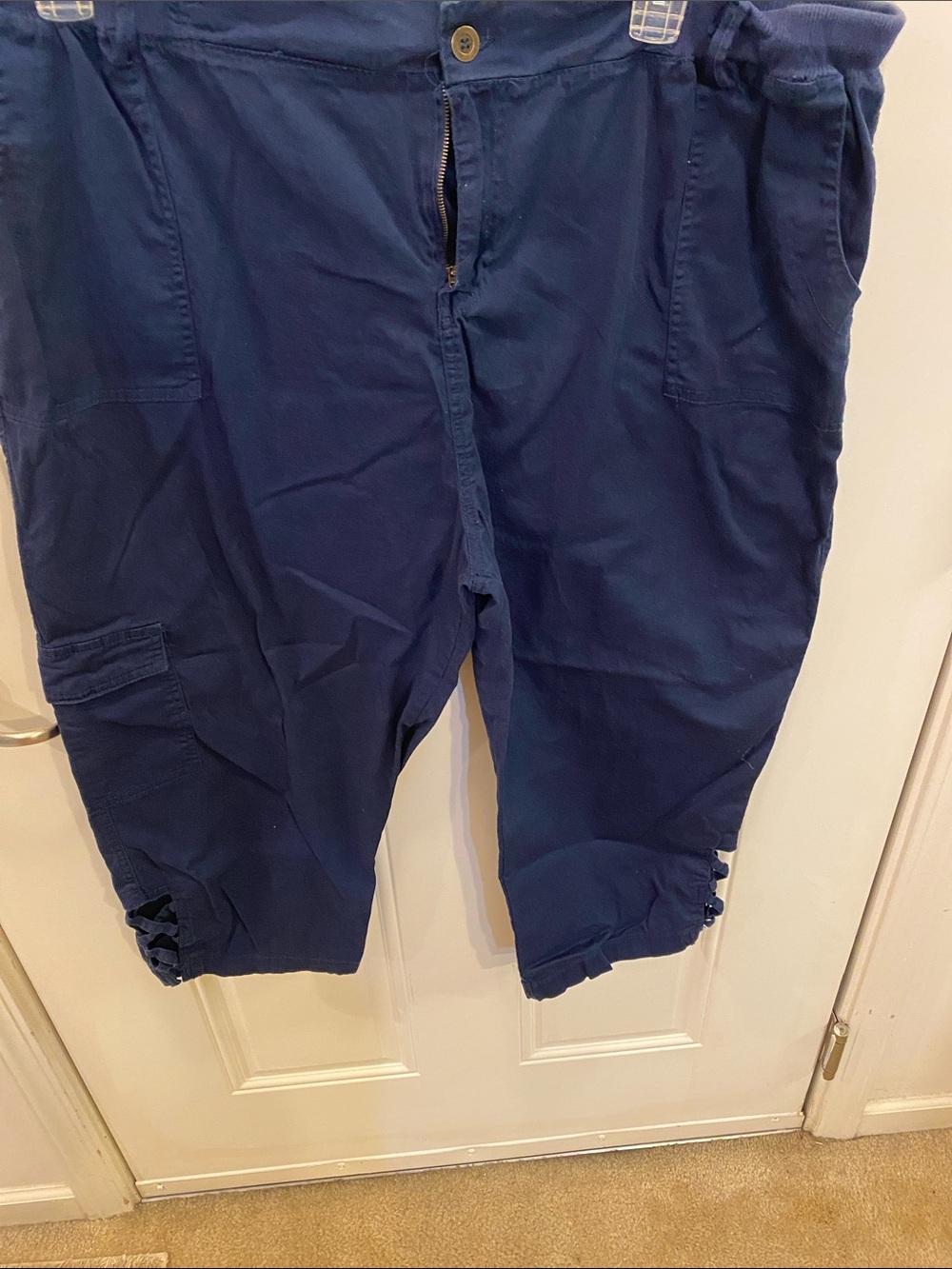 Women's Navy Cropped Utility Capris